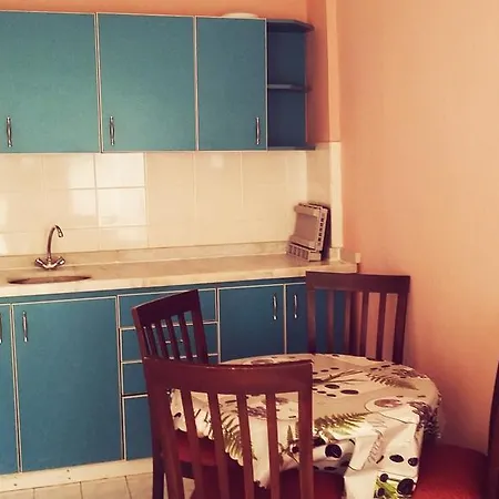 Rayon מלון דירות מרמריס